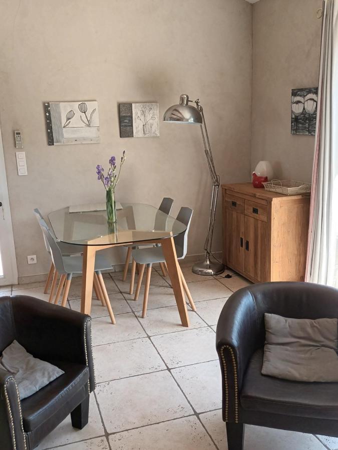 Le Mas Des Genets Saint-Rémy-de-Provence Esterno foto
